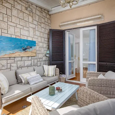Magnolia Villa