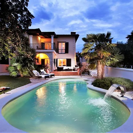 Magnolia Villa